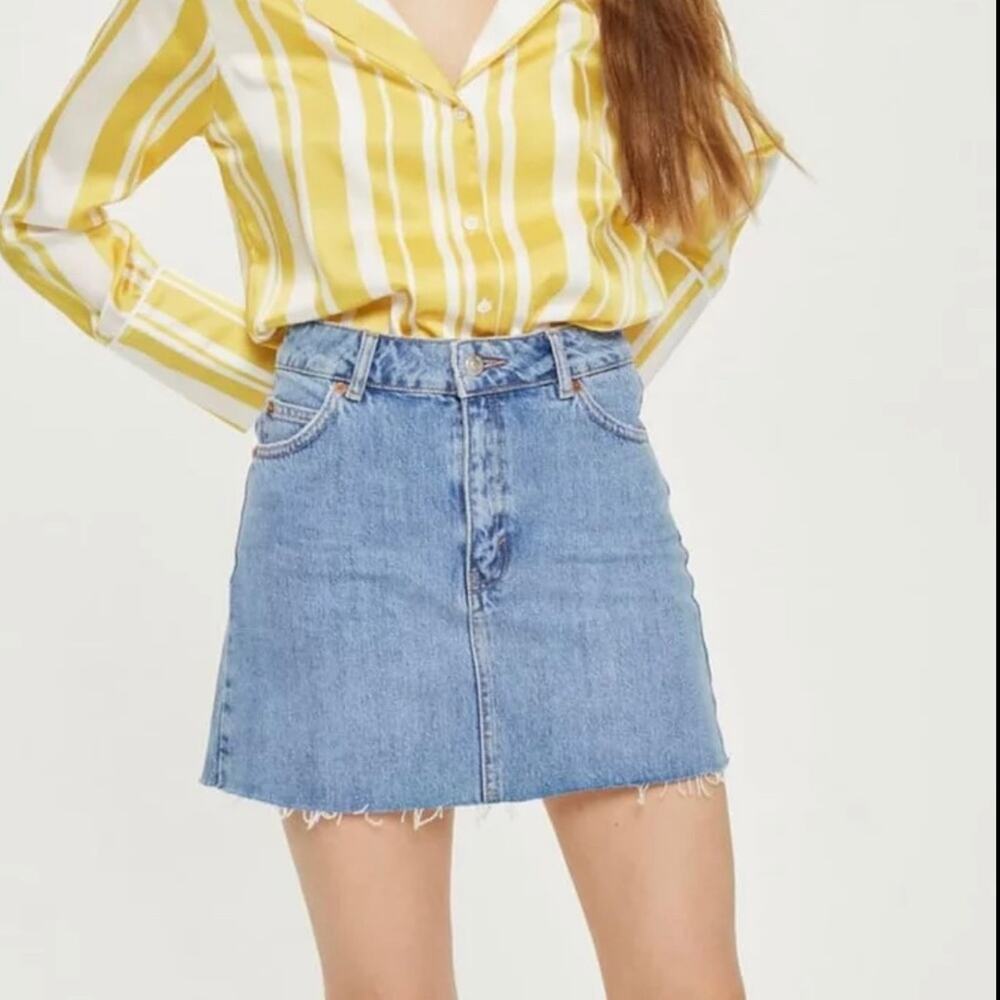TOPSHOP Women's Light Blue Frayed Hem Denim Jean Skirt